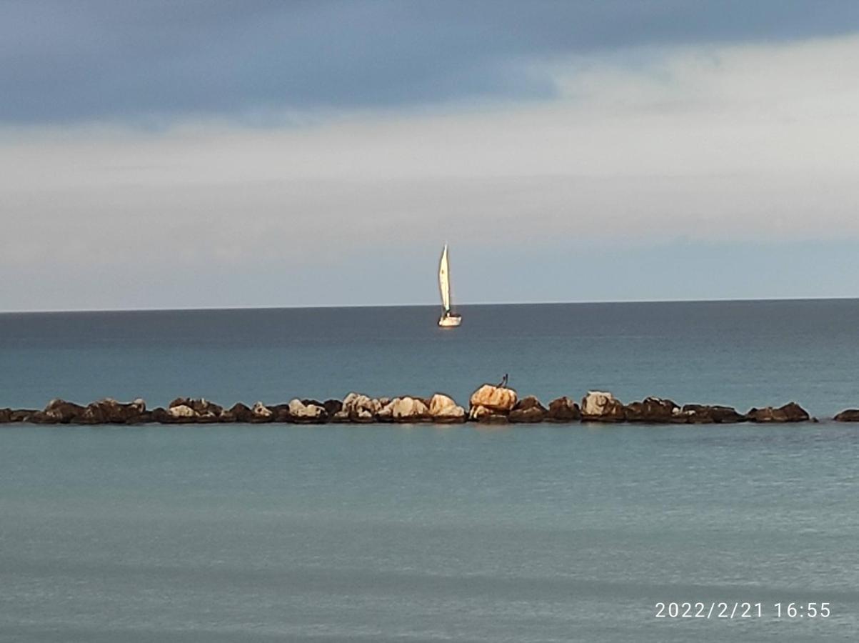 A Due Passi Dal Mare Apartment Otranto Exterior photo
